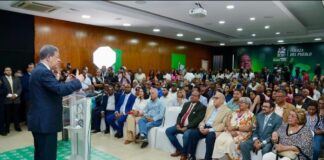 Leonel encabeza acto del “Frente de Balagueristas”