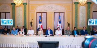 Gobierno suspende las labores y docencia a nivel nacional este viernes por tormenta Melissa