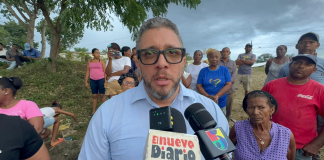 Alcalde de El Pino denuncia gobernadora paralizó obra para favorecer su empresa