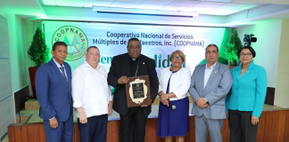 Obispo de Higüey valora Becas de Coopnama como iniciativas educativas importante