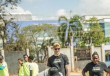 INEFI y la NFL: Byron Matos lidera clínica de Flag Football para cientos de estudiantes dominicanos