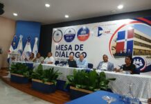 Regional de Educación 05 y ADP, participan en mesa de diálogo en SPM para buscar solución al inicio del año escolar en algunos centros