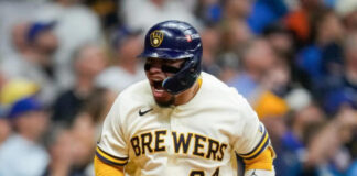Los Cerveceros llegan a los Angeles con el control de la Serie de Campeonato