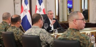 Gobierno advierte no permitirá bandas haitianas a 20 kms. de frontera