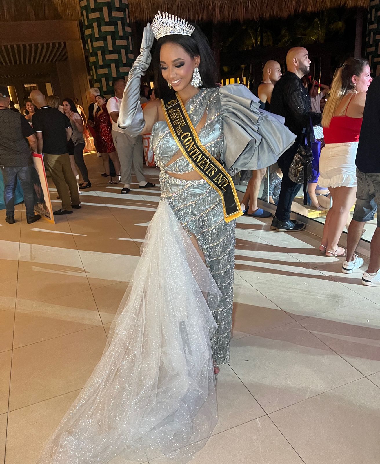 Adolescente del paraje el Soco de San Pedro de Macorís, gana certamen de belleza internacional