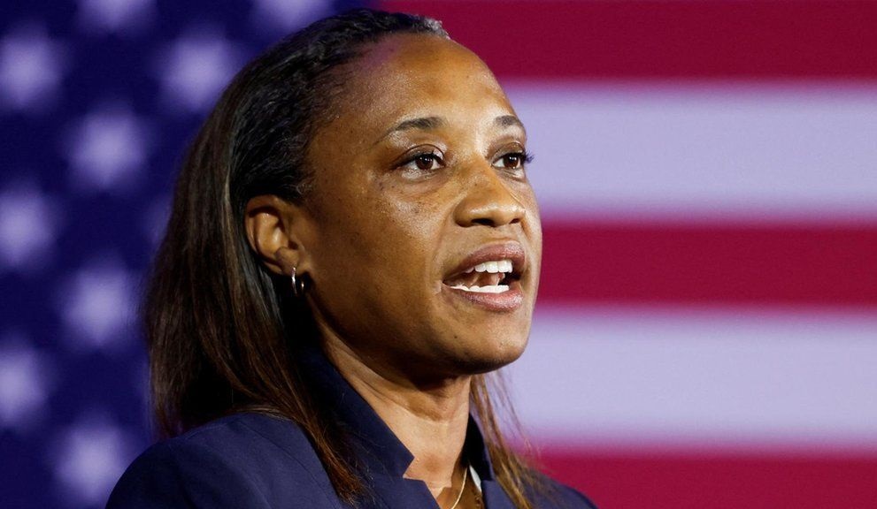 California nombra como senadora la primera mujer lesbiana y afroamericana del Congreso