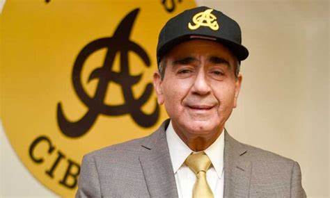 Emilio Bonifacio emplaza a presidente de las Águilas por acusaciones falsas