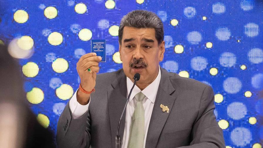 nicolas-maduro-firma-decretos-avanzar-anexion-zona-de-guyana-focus-0.05-0.37-896-504