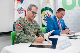 Universidad Central del Este y Ministerio de Defensa firman acuerdo de colaboración.
