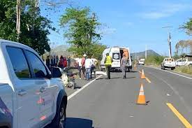 Muere un hombre atropellado en el km 13 de la Carretera El Seibo – Hato Mayor.