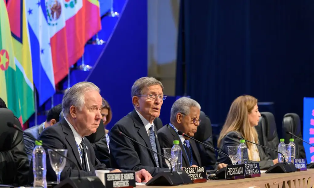 6864986d09139_canciller.jpg