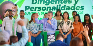 Apagones prolongados, escasez de agua y altos precios de alimentos tienen al pueblo irritado, según Leonel