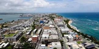 Reabren los puertos de Puerto Rico e Islas Vírgenes tras el paso del huracán Erin