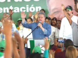 Leonel Fernandez realiza Juramentacion masiva en Consuelo este domingo.