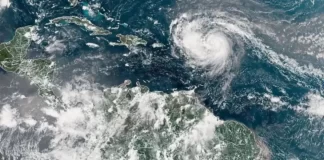 Huracán Erin amenaza el norte del País con fuertes lluvias y oleaje peligroso