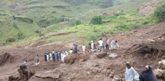 1.000 muertos y un solo superviviente: deslizamiento de tierra sepulta una aldea