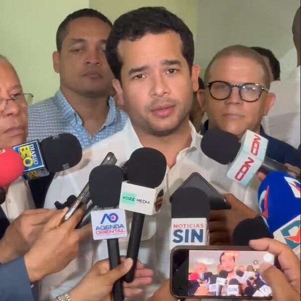 senador omar fernandez fuerza del pueblo