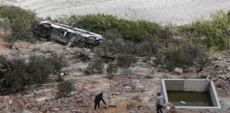 Al menos 37 muertos en un accidente de autobús en Perú
