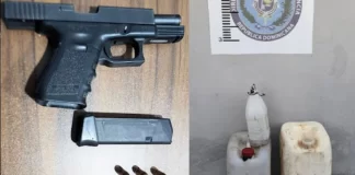 Policía incauta arma ilegal y litros de alcohol adulterado en Barahona