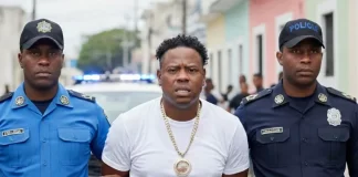 Detienen a DJ Topo mientras supuestamente trasladaba alimentos para familias necesitadas