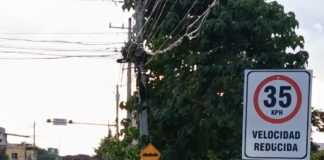 Colocan señalizaciones verticales en la avenida Laureano Canto donde instalaron policías acostados