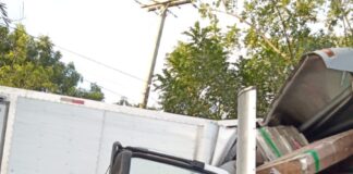 Una persona muerta y otra herida en choque entre dos camiones de carga en San Pedro de Macoris