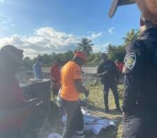Buzos de la Defensa Civil encuentran osamenta que podría ser del joven desaparecido en playa Caribe de SPM