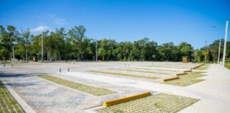 Inauguran estacionamiento vehicular en la playa de Bayahíbe