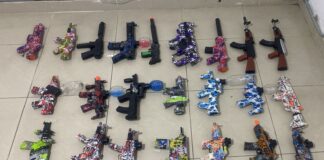 Operativo policial en La Romana deja nueve detenidos por desórdenes con pistolas de hidrogel