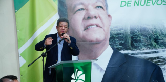 Expresidente Fernández acusa al PRM de comprar elecciones con fondos de SeNaSa