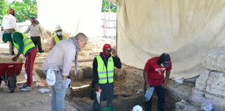 Hallan cuatro osamentas en excavaciones para ubicar restos del cacique Enriquillo en Azua