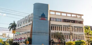 Ciudadanos de la región Este denuncian incumplimiento del mived y constructora contratista