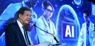 Leonel Fernández afirma que la IA inaugura una nueva era en la medicina