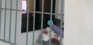 Delincuentes entran a una vivienda y se llevan hasta el bulto de un bebé en SD