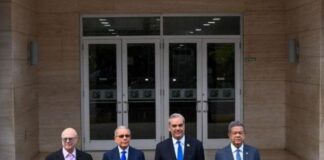 Diálogo con la oposición, un mecanismo de pocos resultados utilizado por Abinader ante crisis