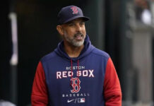 Boston despide a Alex Cora y a su cuerpo de coachs ante el mal inicio de los Red Sox