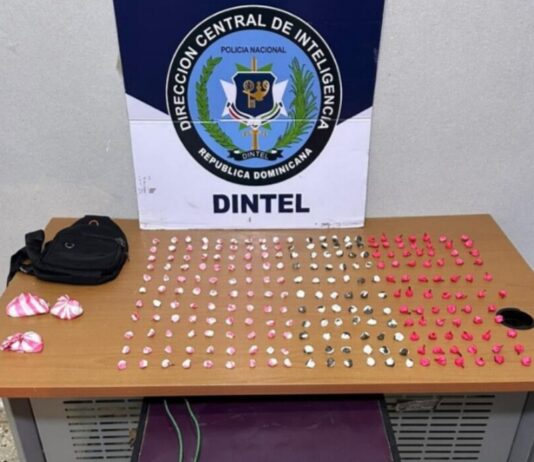 Ocupan sustancias controladas y máquina tragamonedas durante operativos en SDE