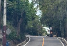 Dirigente de la Fuerza del Pueblo denuncia fallas en carretera recién inaugurada en Santiago