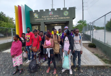 Ejército detiene minibús con 21 haitianos indocumentados en San Juan