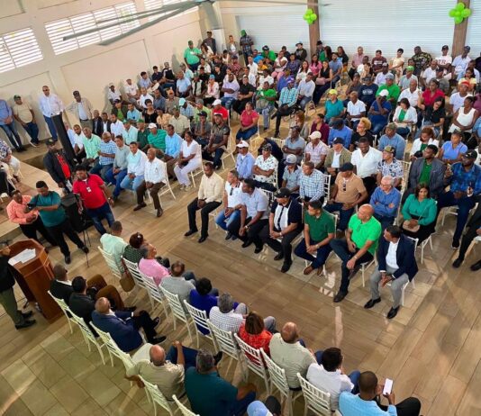 La Fuerza del Pueblo juramenta a nuevos integrantes en Hato Mayor