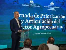 Gobierno y sector agropecuario realizan taller para definir acciones de modernización