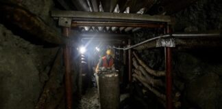 Haitiano muere tras quedar atrapado en hoyo de extracción de larimar en Bahoruco