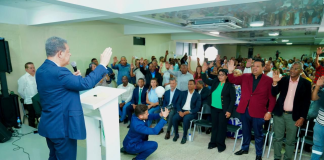 Expresidente Fernández juramenta en la FP nuevos dirigentes políticos, sociales y profesionales