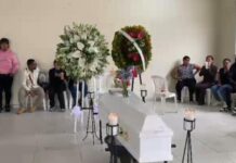 Velan restos de empleado del ayuntamiento de Santiago