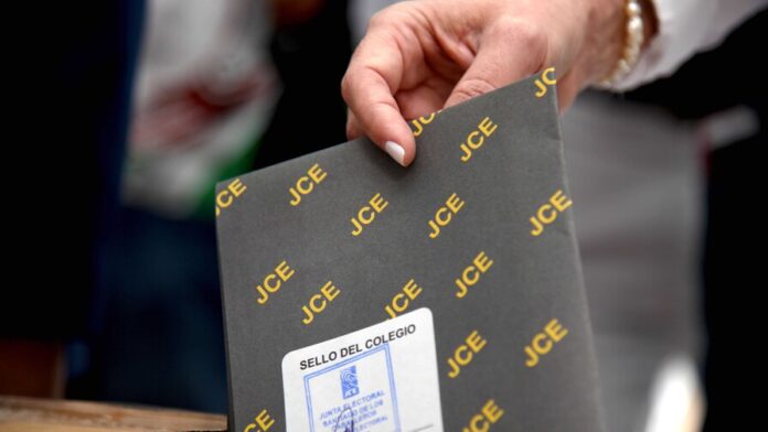 audiencia-publica-en-la-jce-por-elecciones-presidenciales-focus-min0.08-0.07-896-504