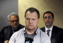 Celador que asesinó 11 ancianos en España inicia proceso de cambio de sexo