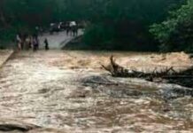 Intensas lluvias registradas en las últimas horas en Hato Mayor provocan desbordamiento del arroyo Porquero