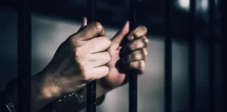 Dictan prisión para oficial policial procesado por perjurio en La Romana