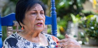 Ligia Amada Melo dice, “hay una división muy grande entre la escuela y el ministerio”