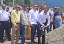 Alcalde de Las Charcas de Azua, inicia construcción de aceras y contenes; esto tras rendir cuentas